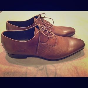 Men's brown Aldo dress shoe